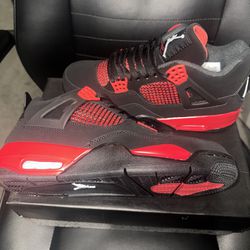 Jordan 4 Retro ‘Red Thunder’