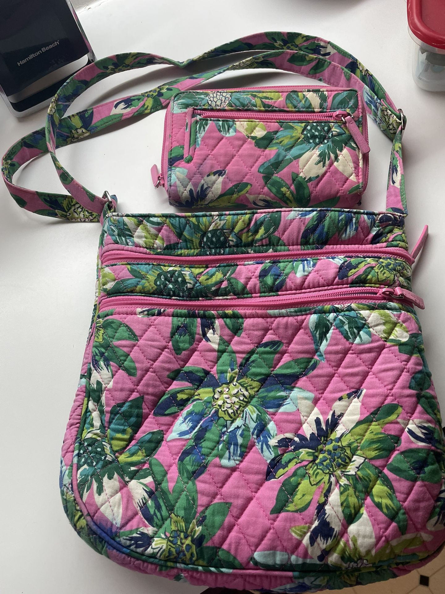Vera Bradley Pocketbook And Wallet Lazy boy recliner