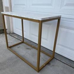 Small Table Dimensions:28”x14”x 23”(H) In good condition Great work Located in North Fontana