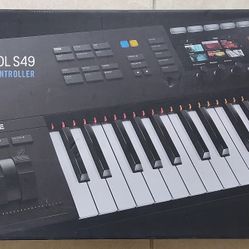 Native Instruments Komplete Kontrol S49 Mk2