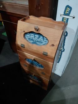 Bread, potato and onion bin