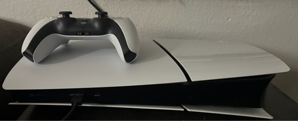 PS5 Slim Digital 1TB