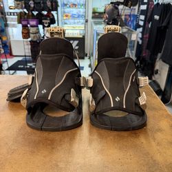 Flow medium, quick entry snowboard, bindings, certified with warranty located at Sin city snowboards