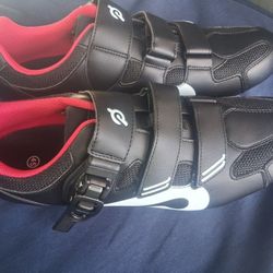 Peloton Biking Mens Shoes! New! New! Size 45