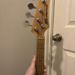 Bass Guitar Axel.