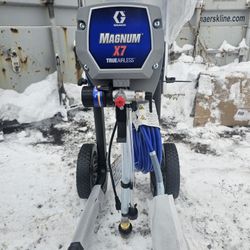 Graco  Magnum X7 Paint Sprayer 