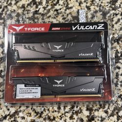 Team T-FORCE VULCAN Z 16GB (2 x 8GB) DDR4 3200 (PC4 25600) Desktop Memory