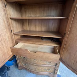Armoire Thomasville 