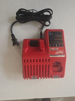 Milwaukee Battery Charger