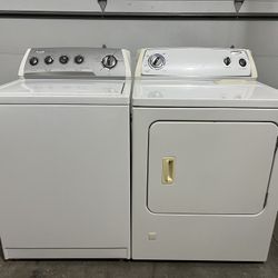 Whirlpool Washer & Gas Dryer
