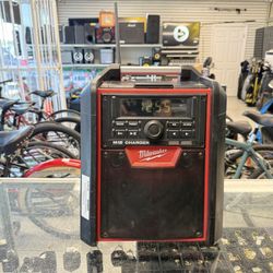 Milwaukee M18 Jobsite Radio/Charger
