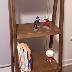 Ladder 54”. Tall Wood 4-Shelf