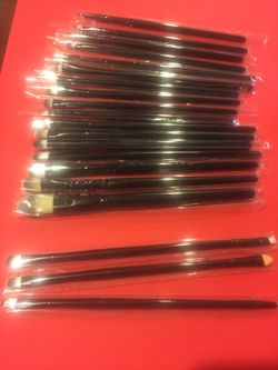 BROCHAS NUEVAS PARA MAQUILLAJE 20 y 3 de ellas dobles