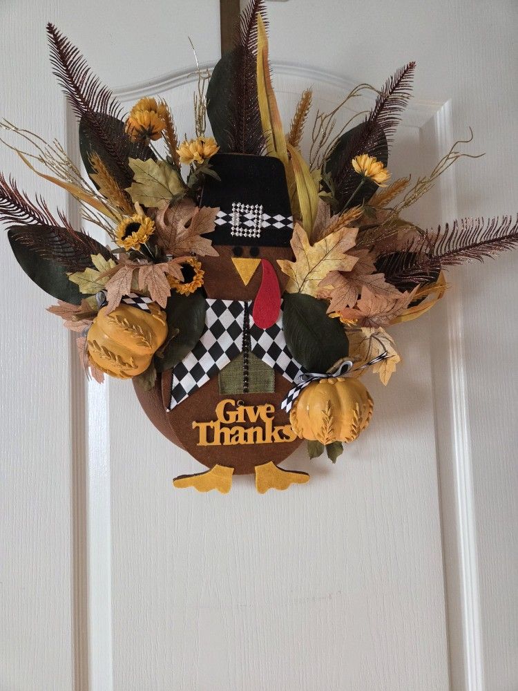 New Handmade Turkey Wreath In Excellent Condition