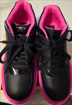 Back to school brand name Sneakers UGG