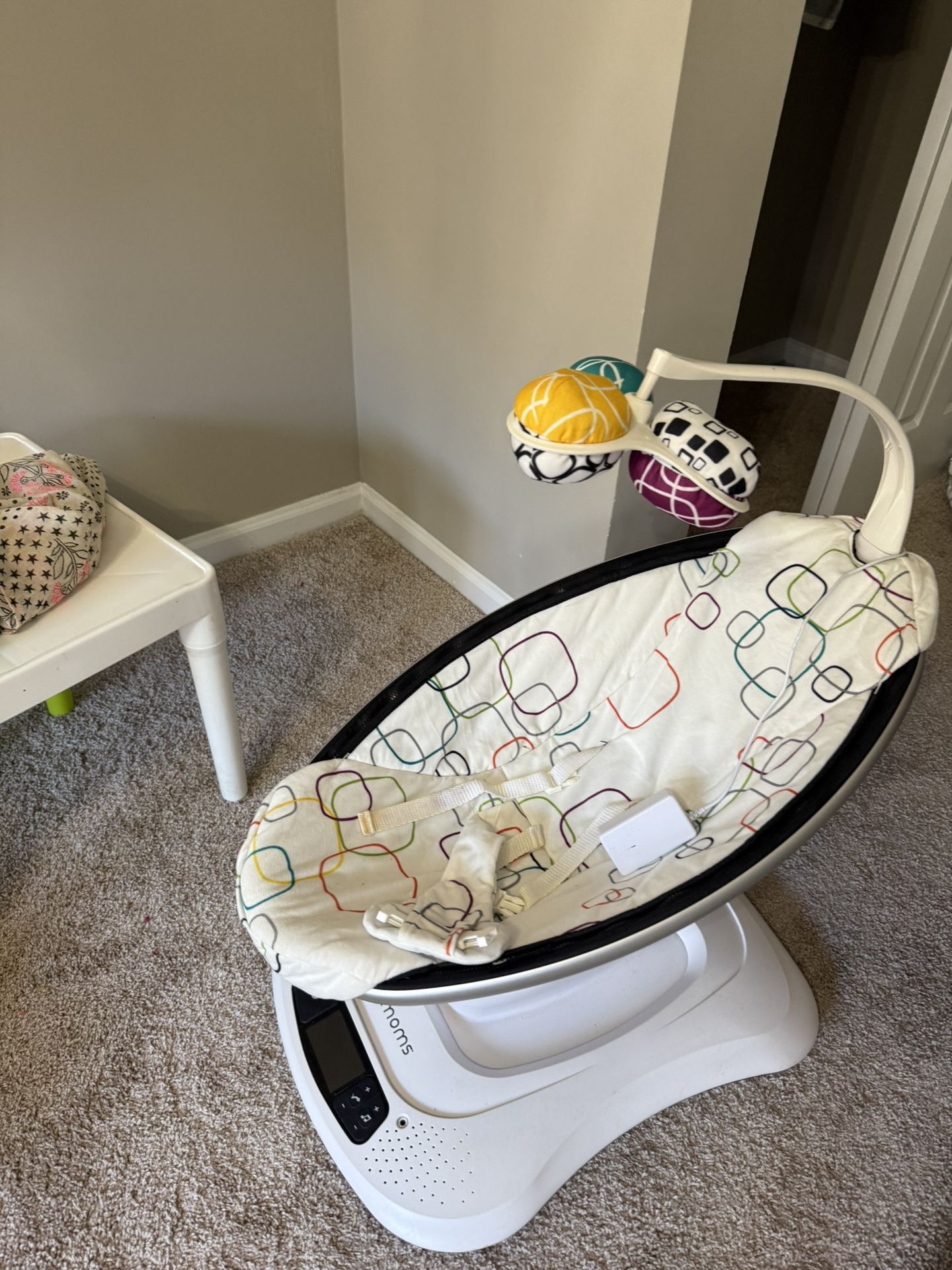 4moms MamaRoo Multi-Motion Baby Swing,