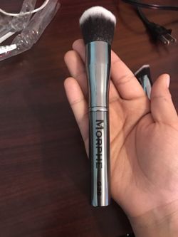 Morphe powder brush