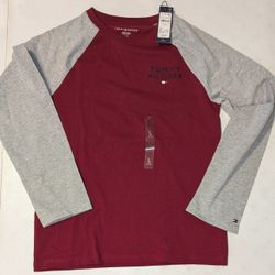 New Boy's Tommy Long sleeve T-Shirt Size 12-14