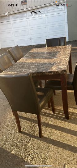 Mesa Reforzada No Esta Floja Las Sillas Nesecitan Tapicería