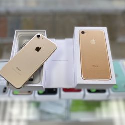128GB iPhone 7 UNLOCKED FOR ANY CARRIER 