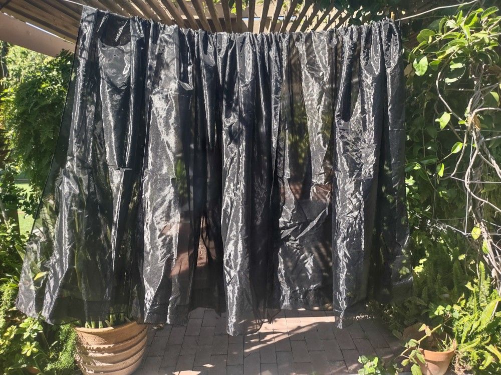 3 Curtain Panels Of Shear Organza In Black