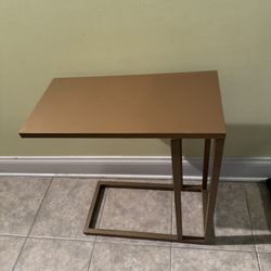 Gold side table in GOOD condition!