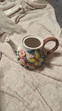 Fitz & Floyd Butterfly Teapot