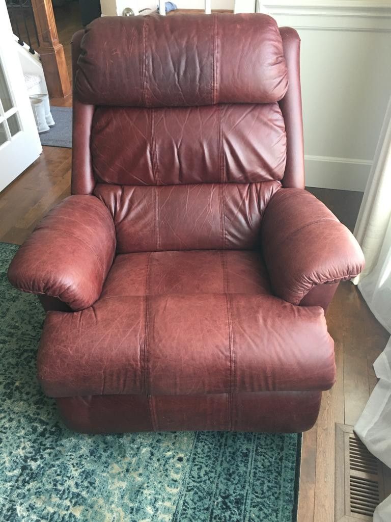 Lazyboy Leather Reclining Chair for Sale in Portland, OR OfferUp