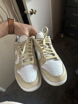 Dunk Size 10 Men Gold