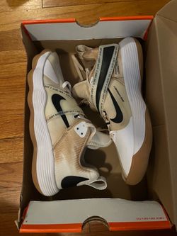 Woman’s volleyball shoes