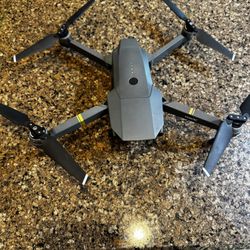 DJI Mavic pro 1 With Controller, New Battery, And All Cables