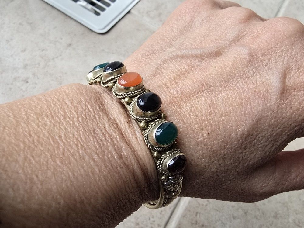 7 different stones inlay 2 type metals bracelet