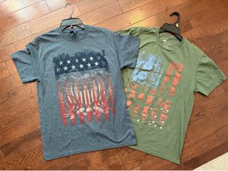 Lot of 2 Men’s Medium Patriotic T’shirts