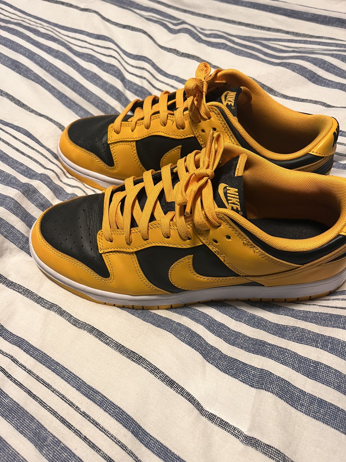 Nike Dunk Low “Golden Rod”