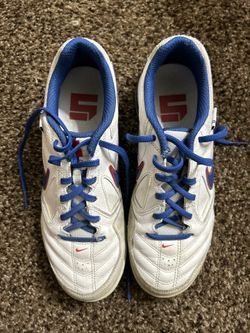 NIKE Gato Indoor Shoes