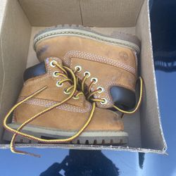 Size 4 Infant/Toddler Timberland boots