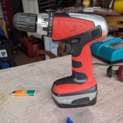 18 volt cordless trademark drill with battery