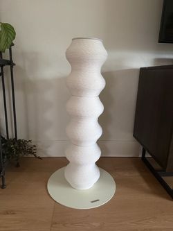 Tall Cat Scratcher Unused