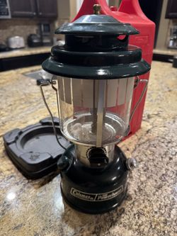 Vintage Coleman The Powerhouse Lantern Model 290-700