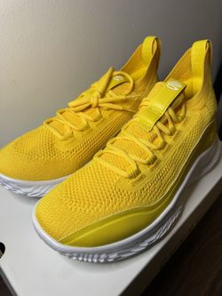 Under Armour Curry Flow 8 Smooth Butter Flow men’s size 10.5 