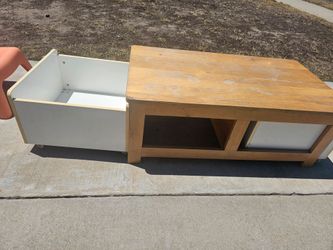 Kids Room Storage Table w/wheels