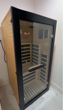 Single person unused brand new preassembled sauna