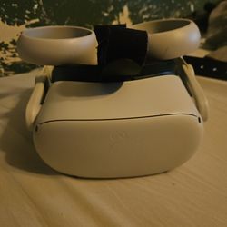 Meta quest 2 128gb with elite strap, no OEM charger