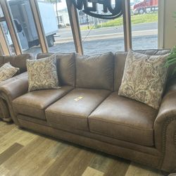 NEW SOFA AND LOVESEAT LEATHER 