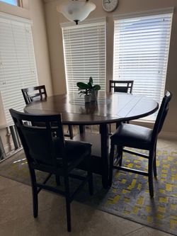 Counter Height Dining Table with 4 Chairs