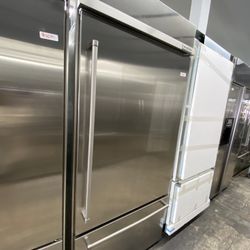 Bottom Freezer Built In KitchenAid 36” Refrigerator LED Lighting 