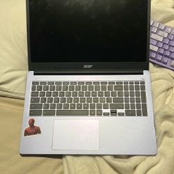 Chrome Book Doesn’t Work But Good Price If Yall Kno A lot About These Or Work On Them Yall Could Fish It Got Smash Becuase I Dropped From A Balcony 