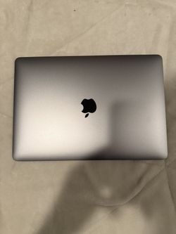 MacBook 2020