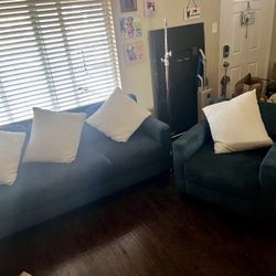 Couches Set