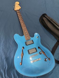 Fender Limited Edition Affinity Series Starcaster® Deluxe
